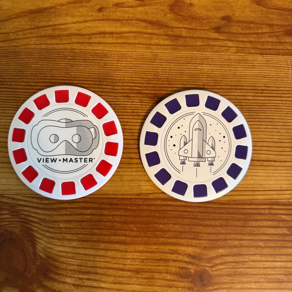 Mattel View-Master VR Experience Reels Space Shuttle DLL70 Red Purple 2 Pack